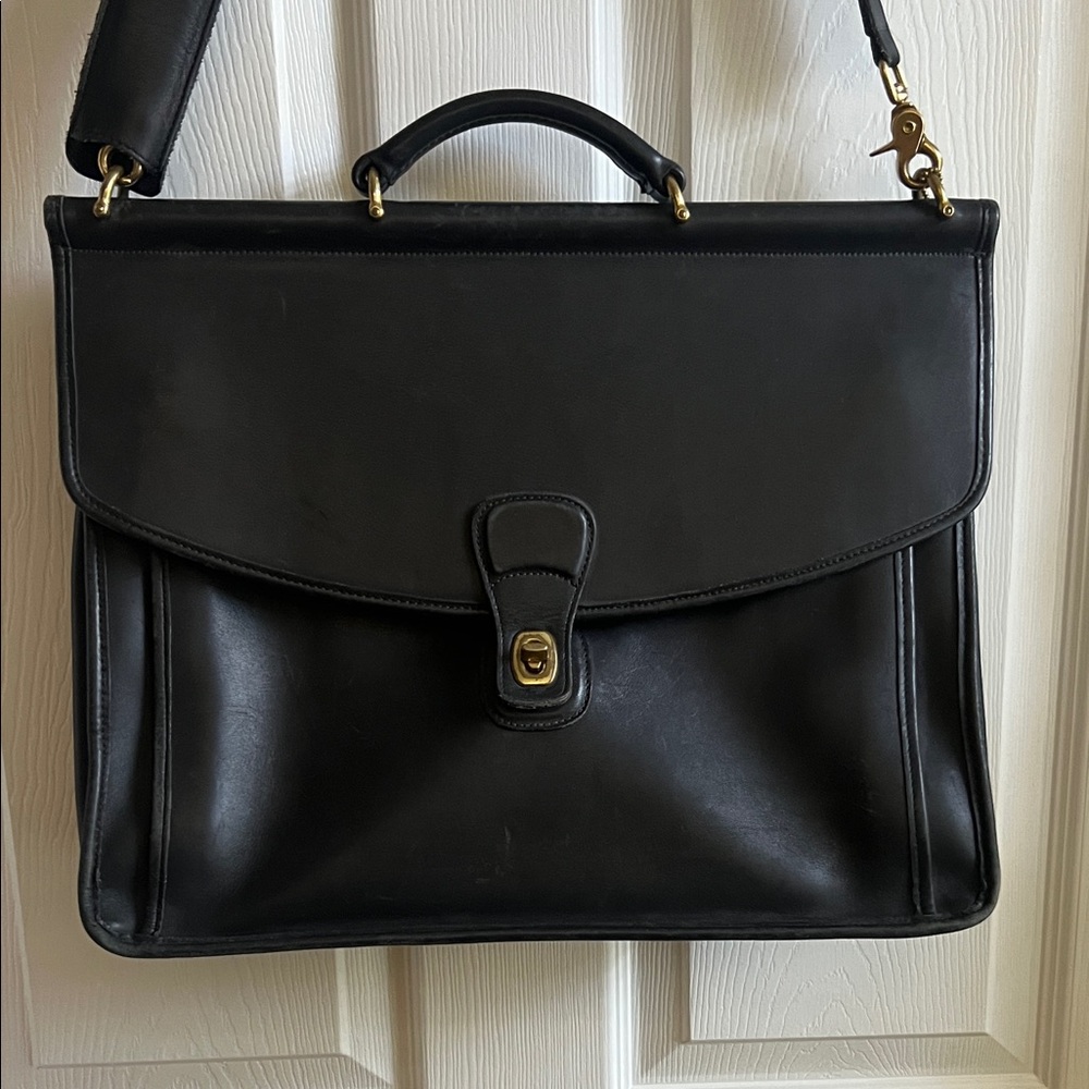 Coach Beekman laptop messenger shoulder bag OBZ-5266